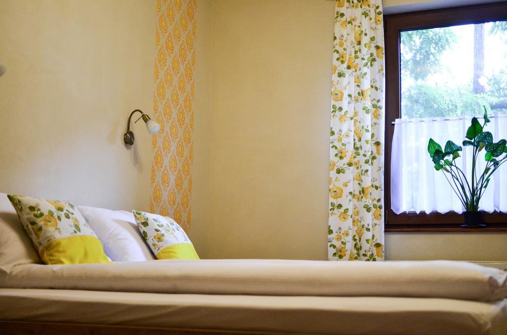 Pava Apartmanhaz Makó Extérieur photo