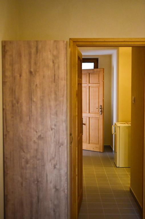 Pava Apartmanhaz Makó Extérieur photo
