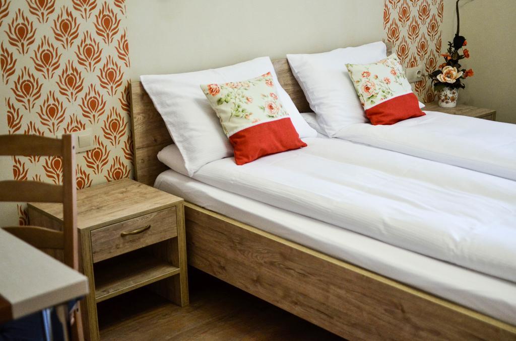 Pava Apartmanhaz Makó Extérieur photo