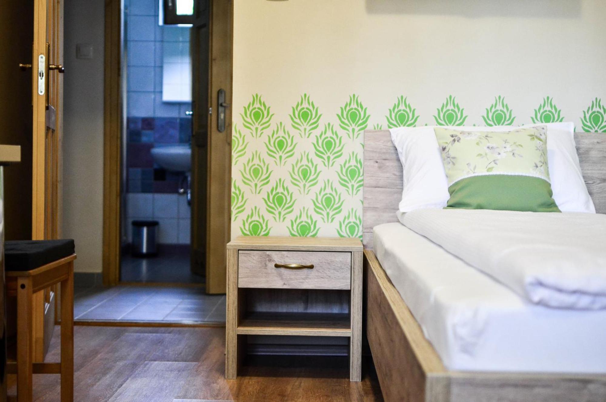 Pava Apartmanhaz Makó Extérieur photo
